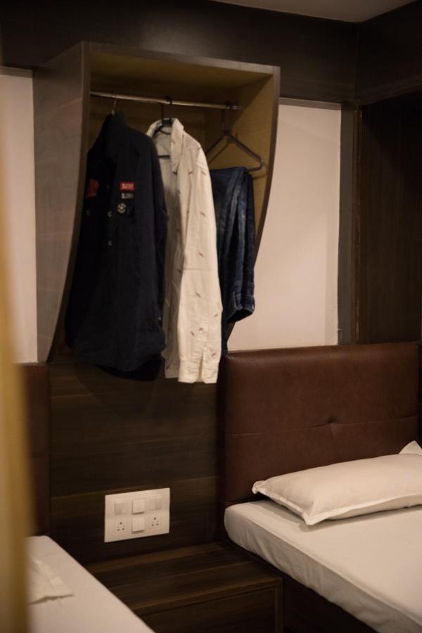Hotel Alibaba Mumbai Eksteriør bilde